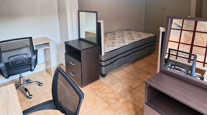 Roomify Properties's room
