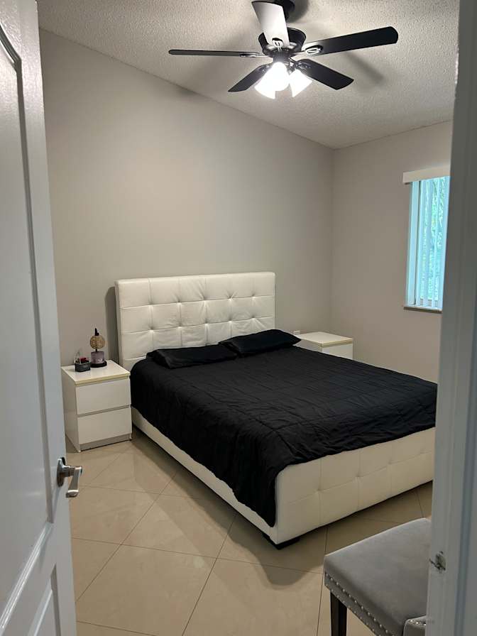Ana's room