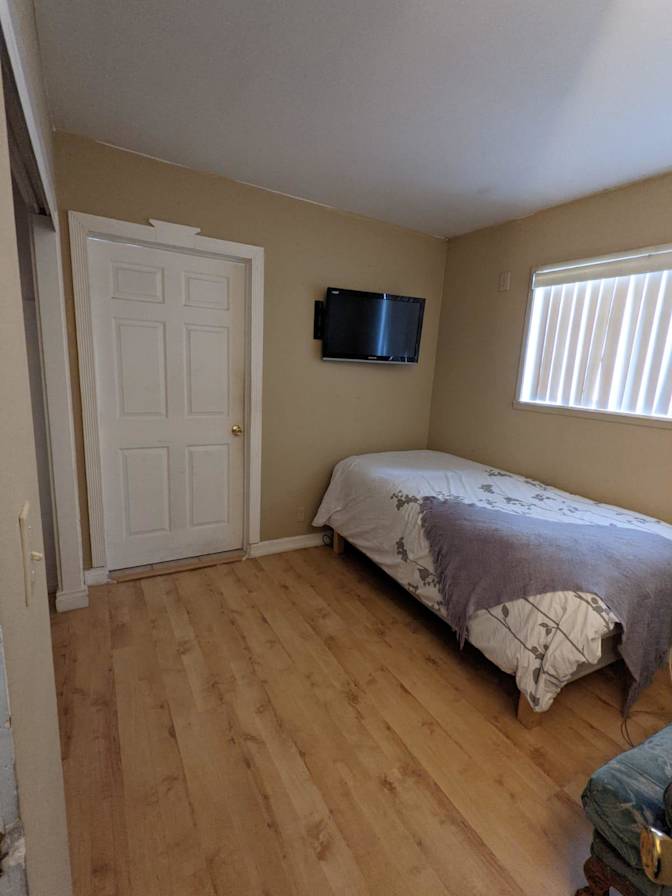 Francesca canlas's room