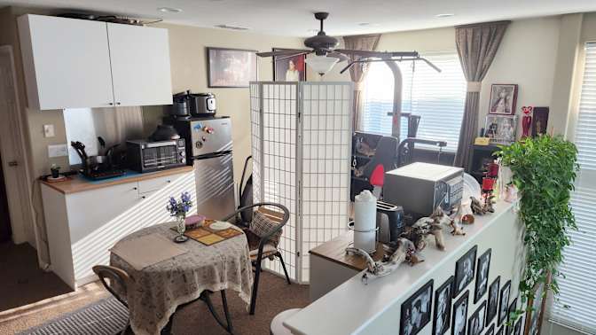 Robert's room