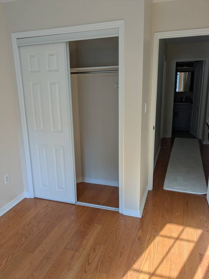 Thomas's room