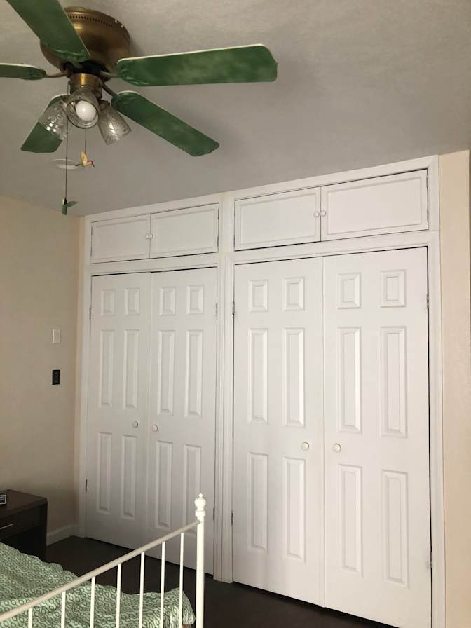 Sandy's room