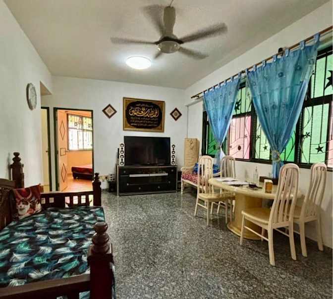 Nastro's room