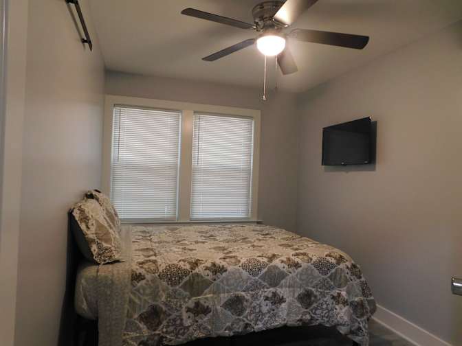 Carolina Realty Link's room