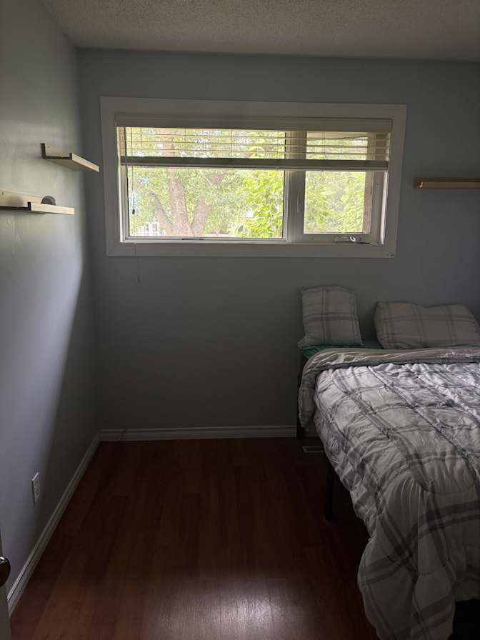 Destiny's room