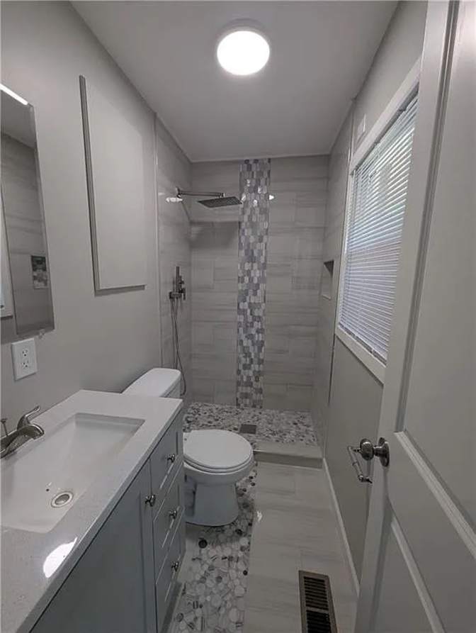 Alcove Rooms's room