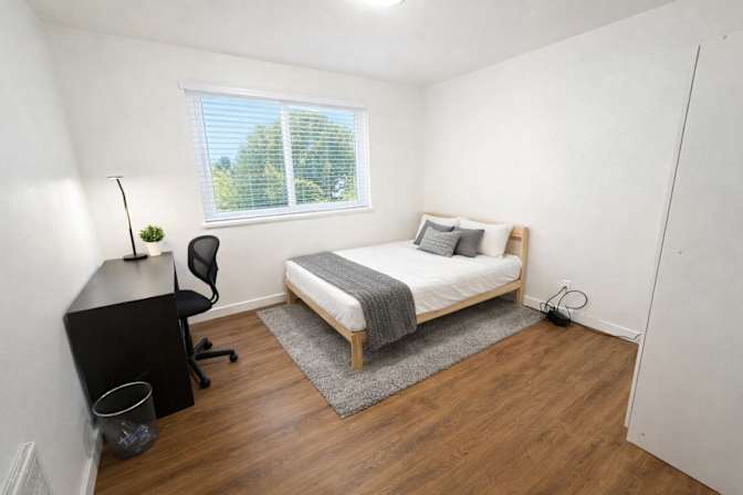 Denis's room