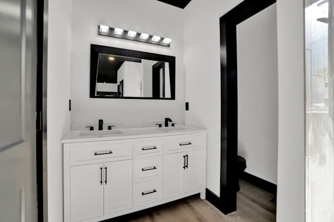 Alcove Rooms's room