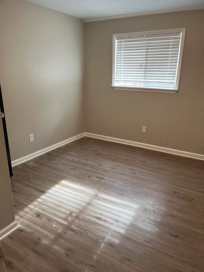 Alcove Rooms's room