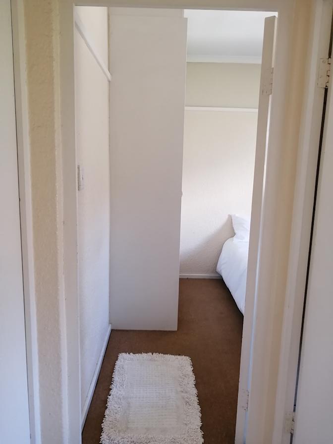 Dee's room