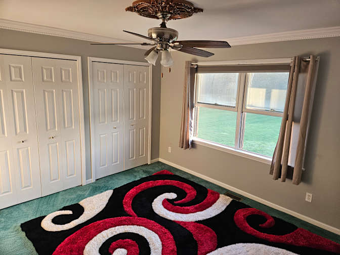 Debra L Kudrycki's room