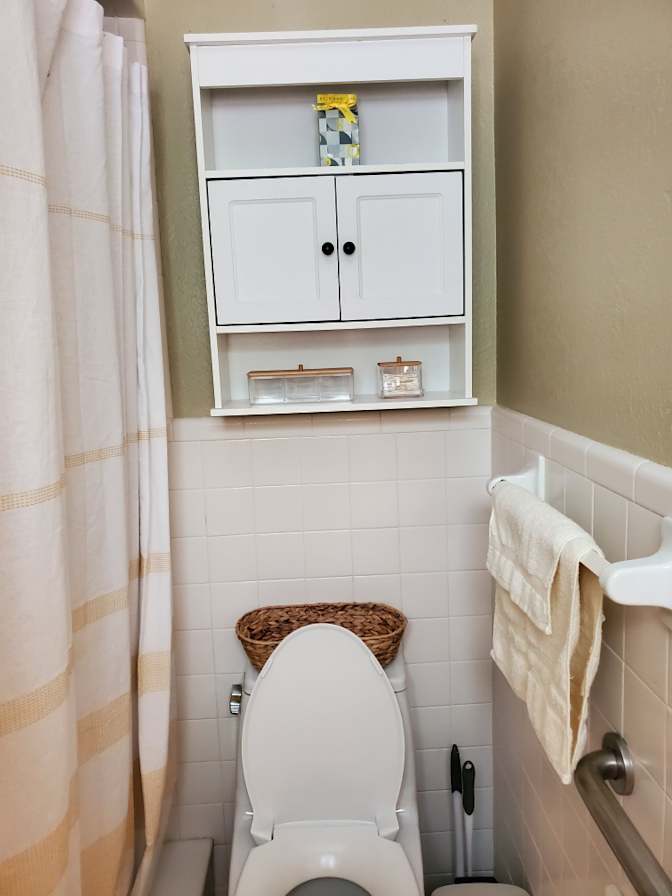 Jenn's room