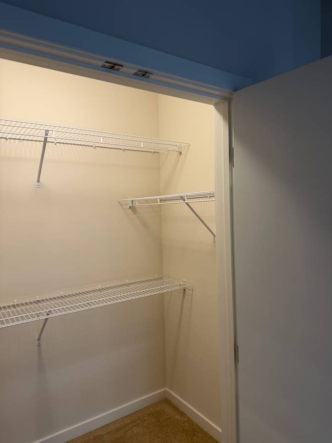 Alade's room