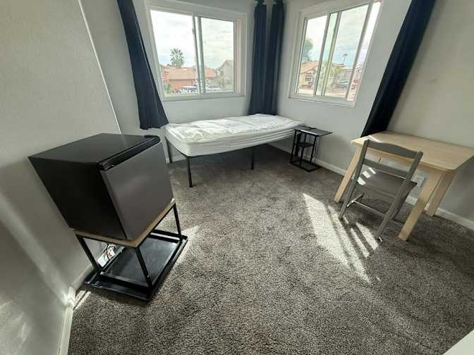 Andrea's room