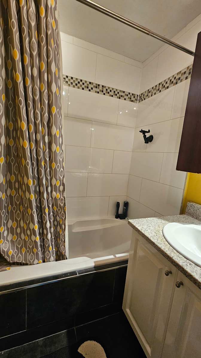 stacy-ann sappleton's room