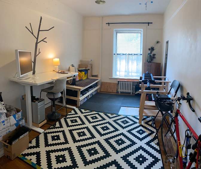 Axuan's room