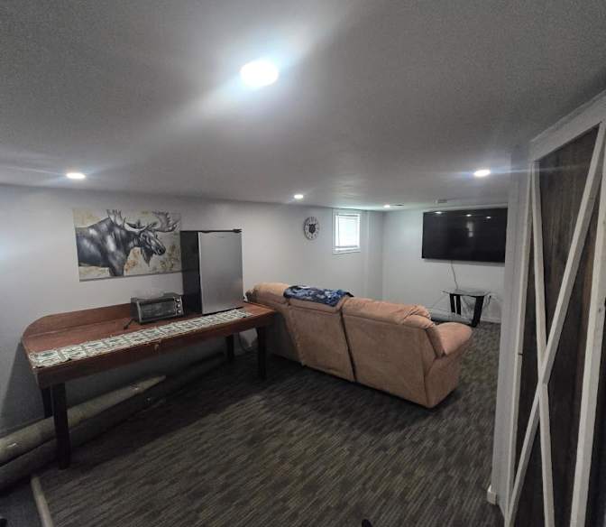 Suzanne Mills's room