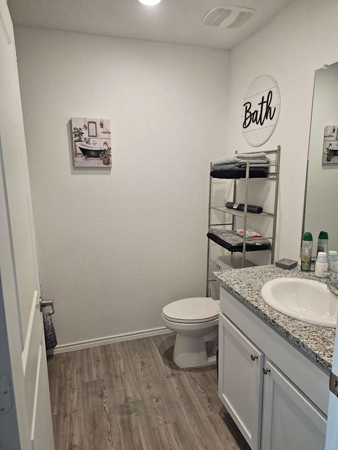 Rudy Paz's room