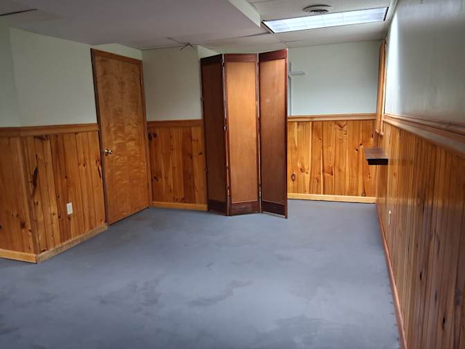 Eunice M Pearson's room