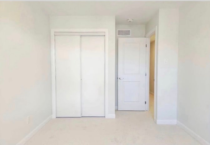 Eve's room