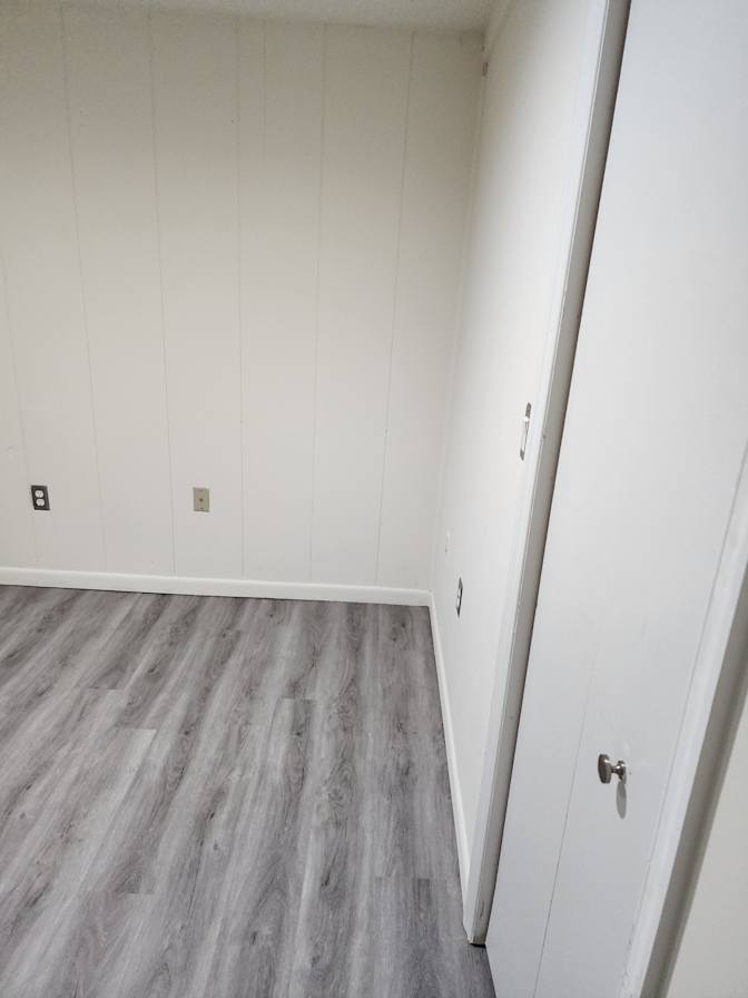 Enrique's room