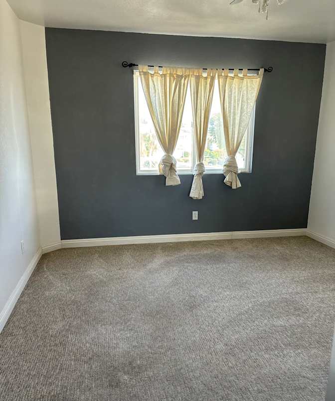 Lizzette's room