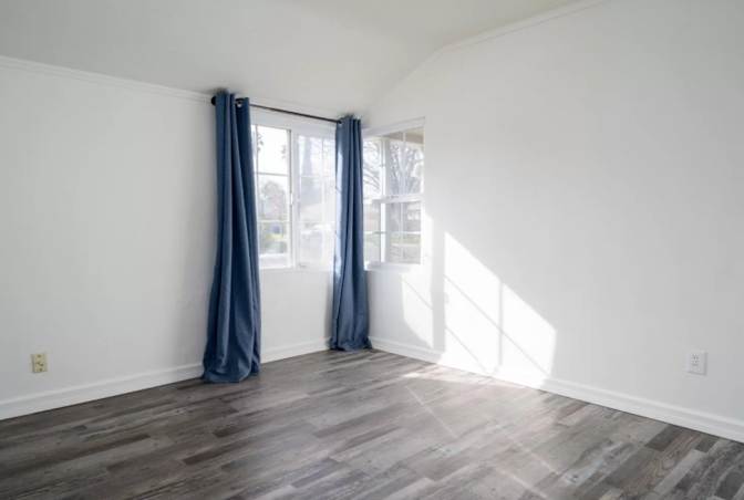 Tahoe Park's room
