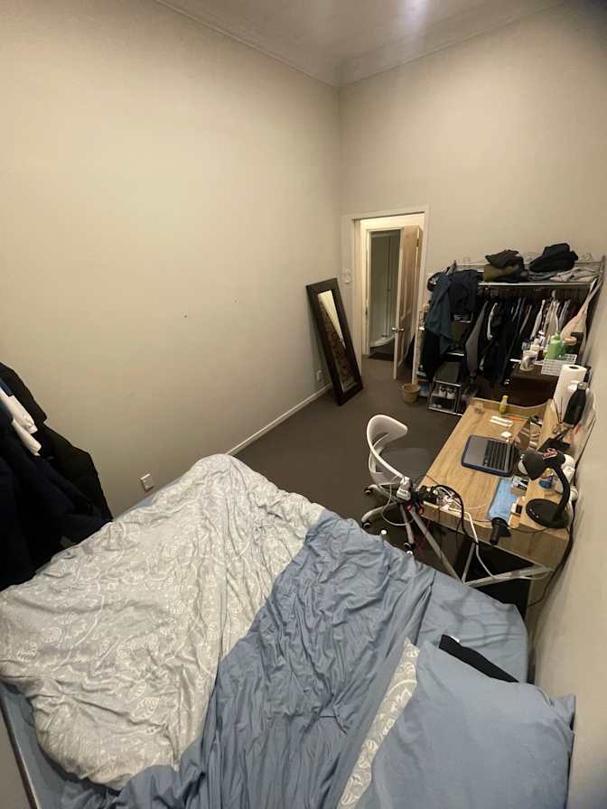 Htet Hpone's room