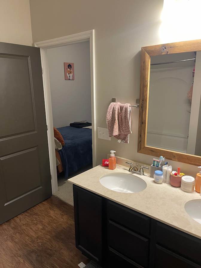 Nicole's room