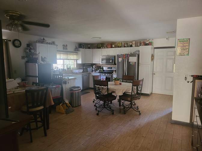 Robert DiPrimio's room
