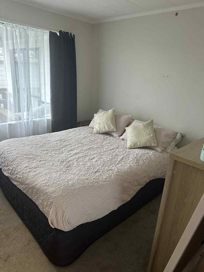 Karen Barakat's room