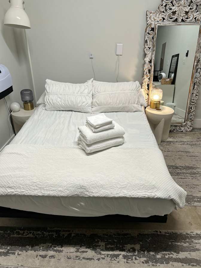 joann rowland's room