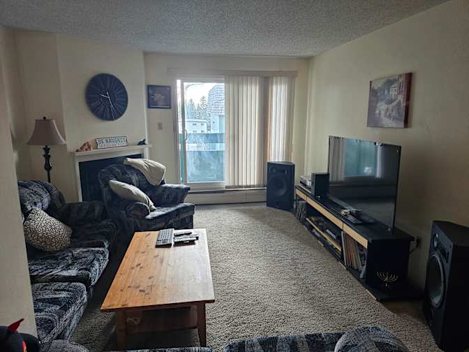 ANDREI MIKHAILOV's room