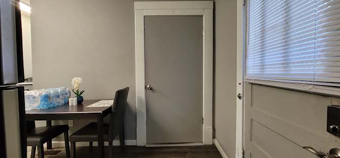 GBU Holdings Group's room