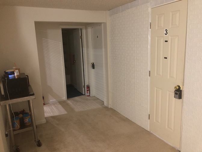 Duc's room
