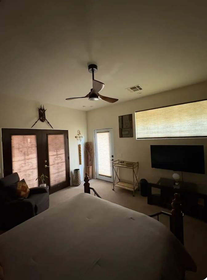 Laurence's room