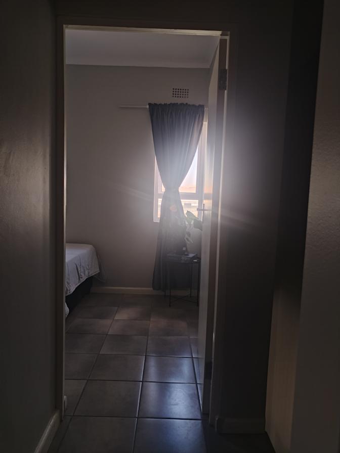 Earl Pienaar's room
