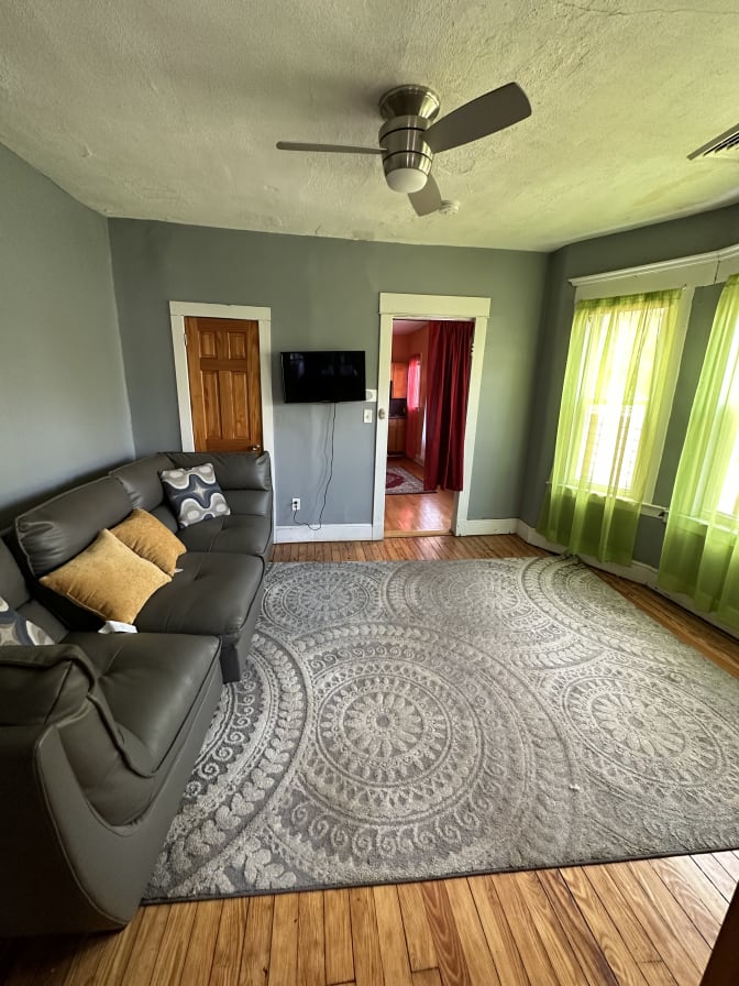 Necole's room