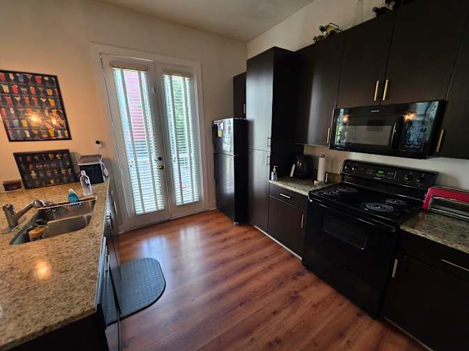 CL&C Property Management and Consulting's room
