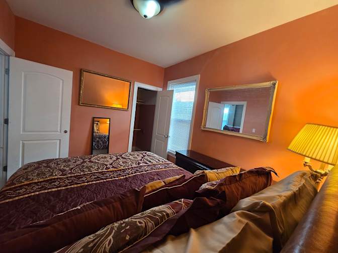 Traci's room