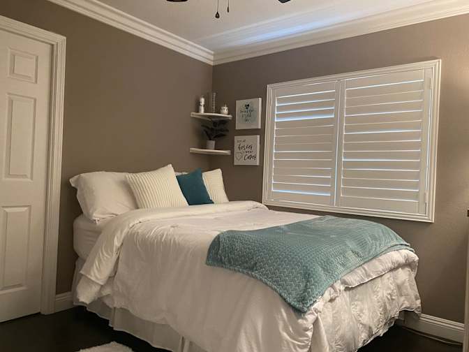 Jennifer's room