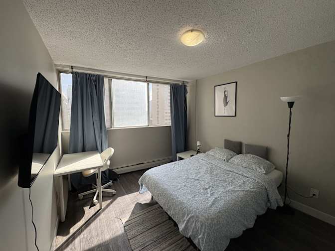 Holly's room