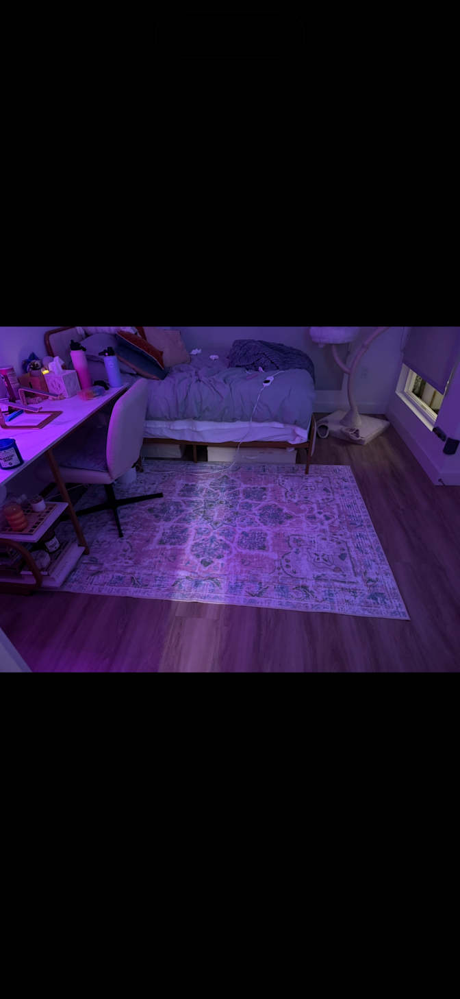Caroline's room