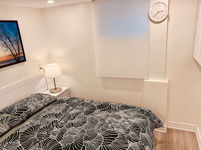 Vivian's room
