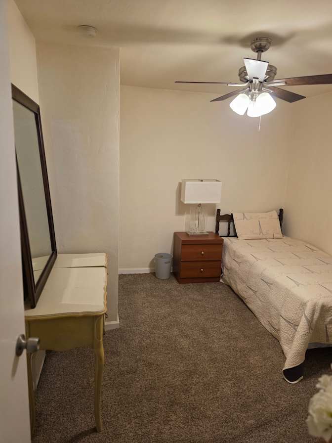 le's room