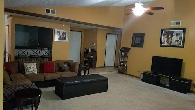 Alcove Rooms's room