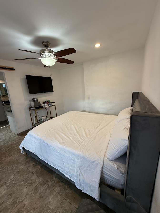 Alexia Viramontes's room