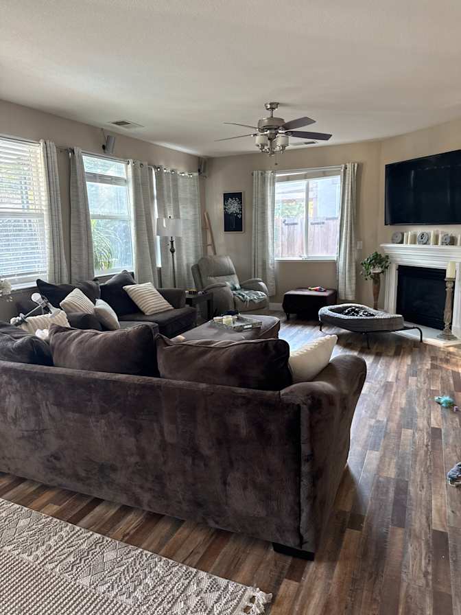 Robin Auger's room