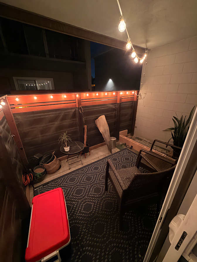 Alex Gonzalez's room