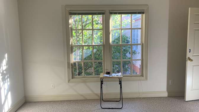 Alcove Rooms's room